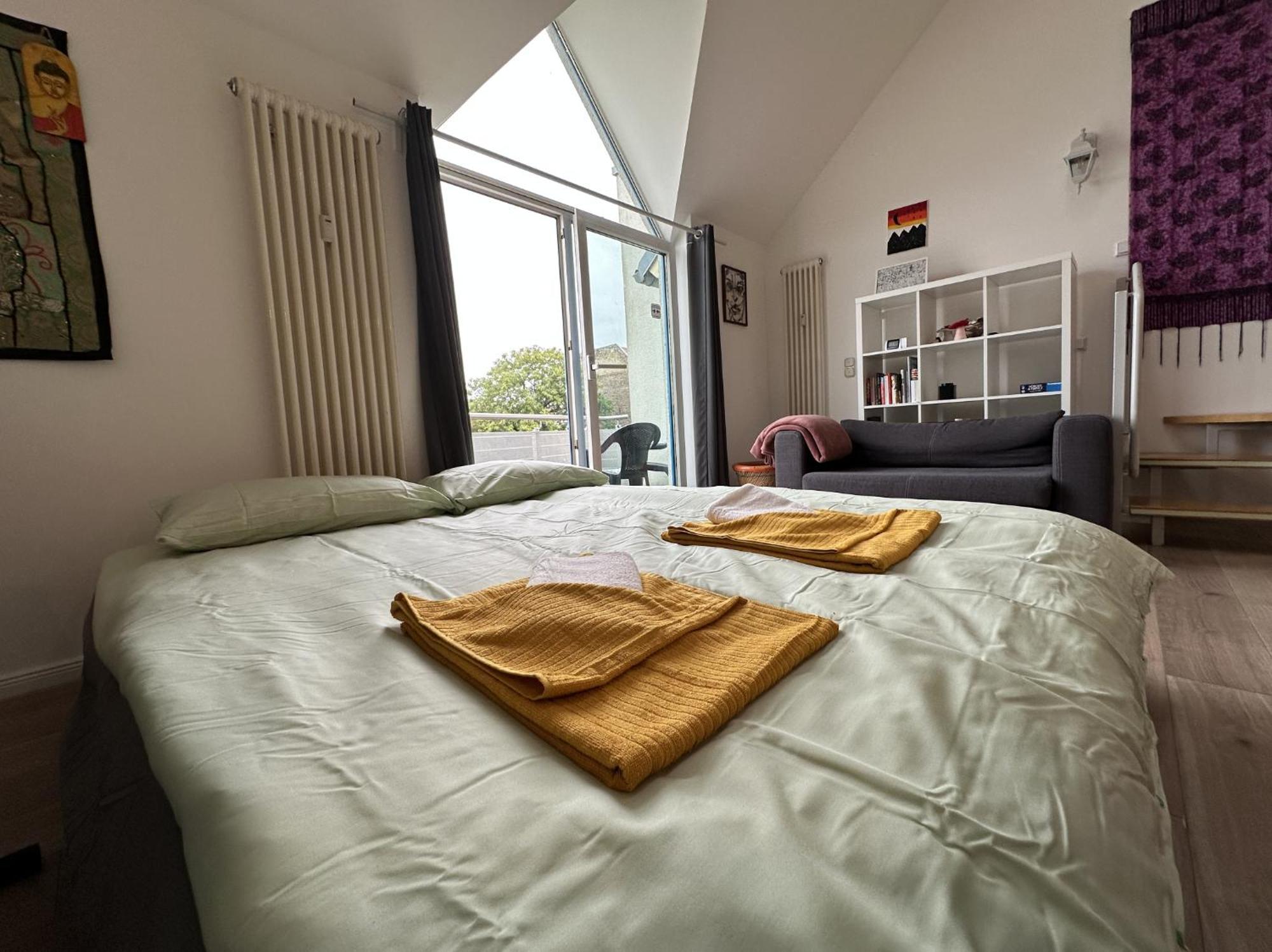 Inspiring, Bright Loft - Garage, Wifi, Bicycle Apartment Berlin
