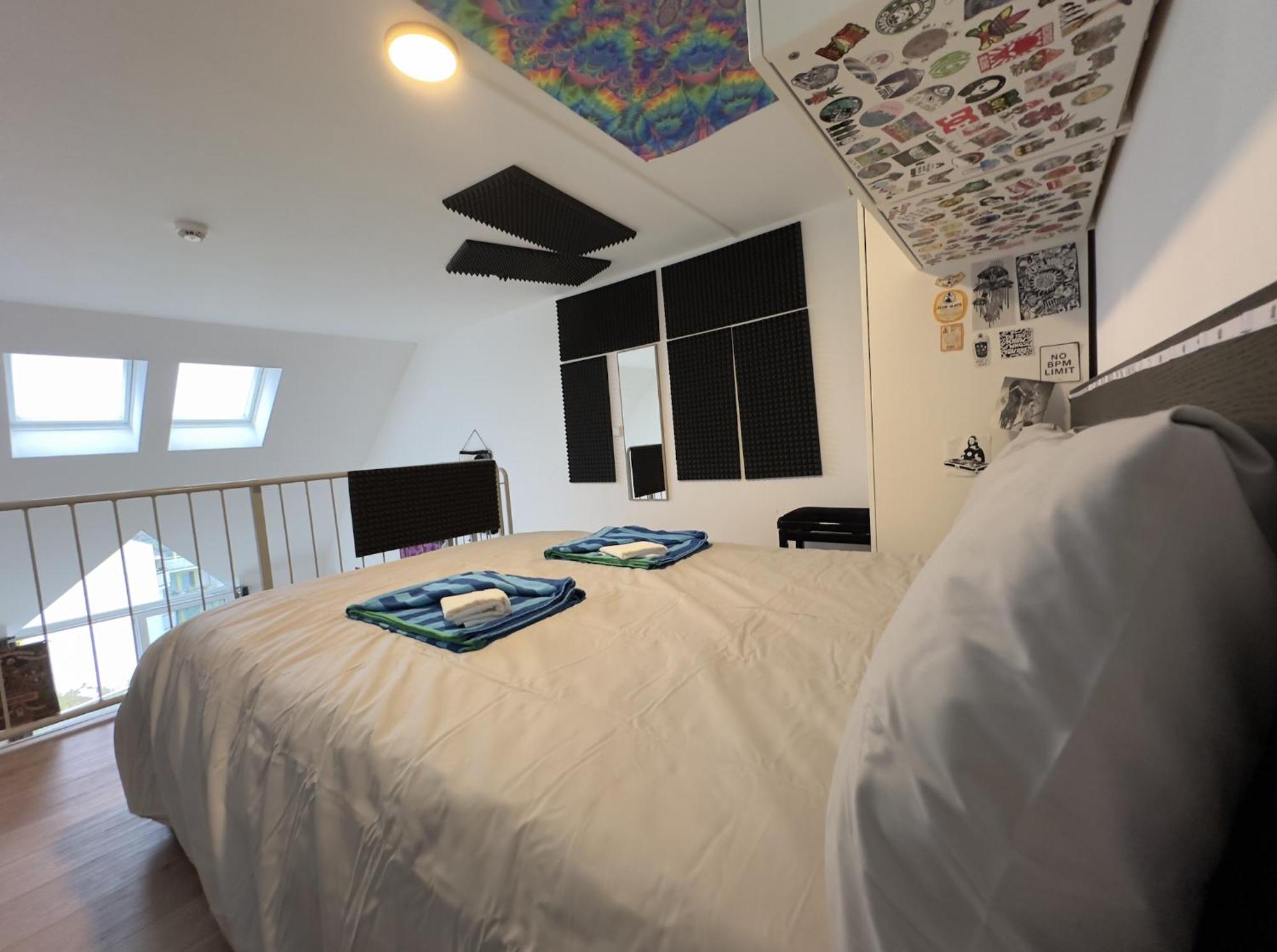 Inspiring, Bright Loft - Garage, Wifi, Bicycle *
