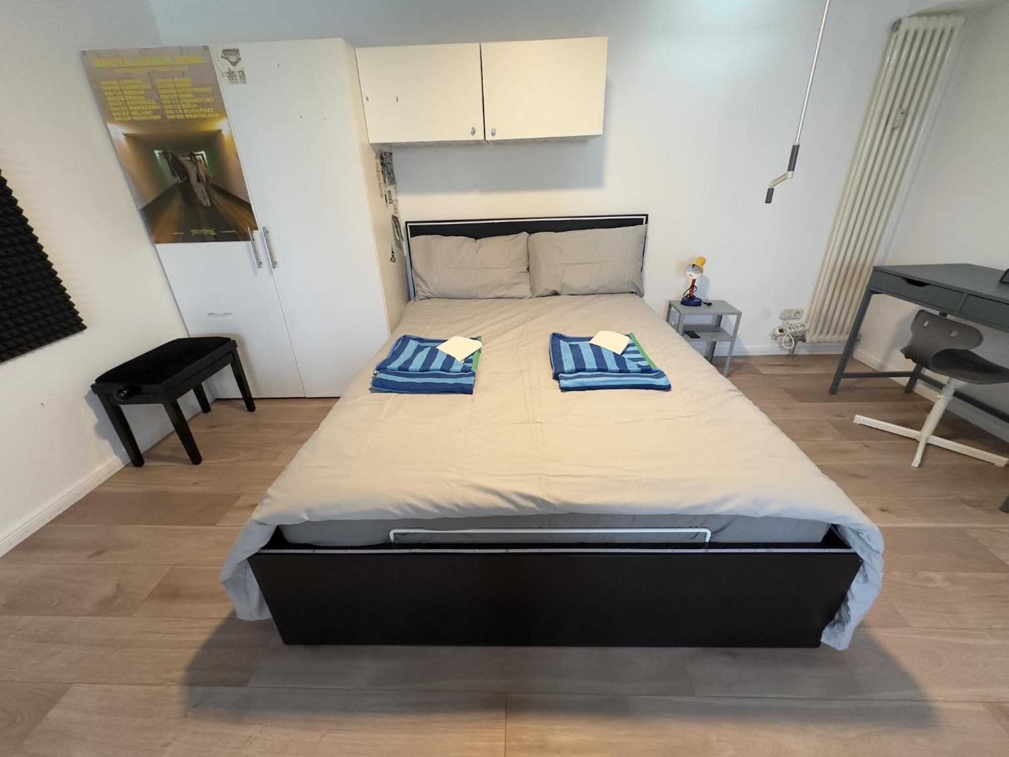 Inspiring, Bright Loft - Garage, Wifi, Bicycle * Berlin