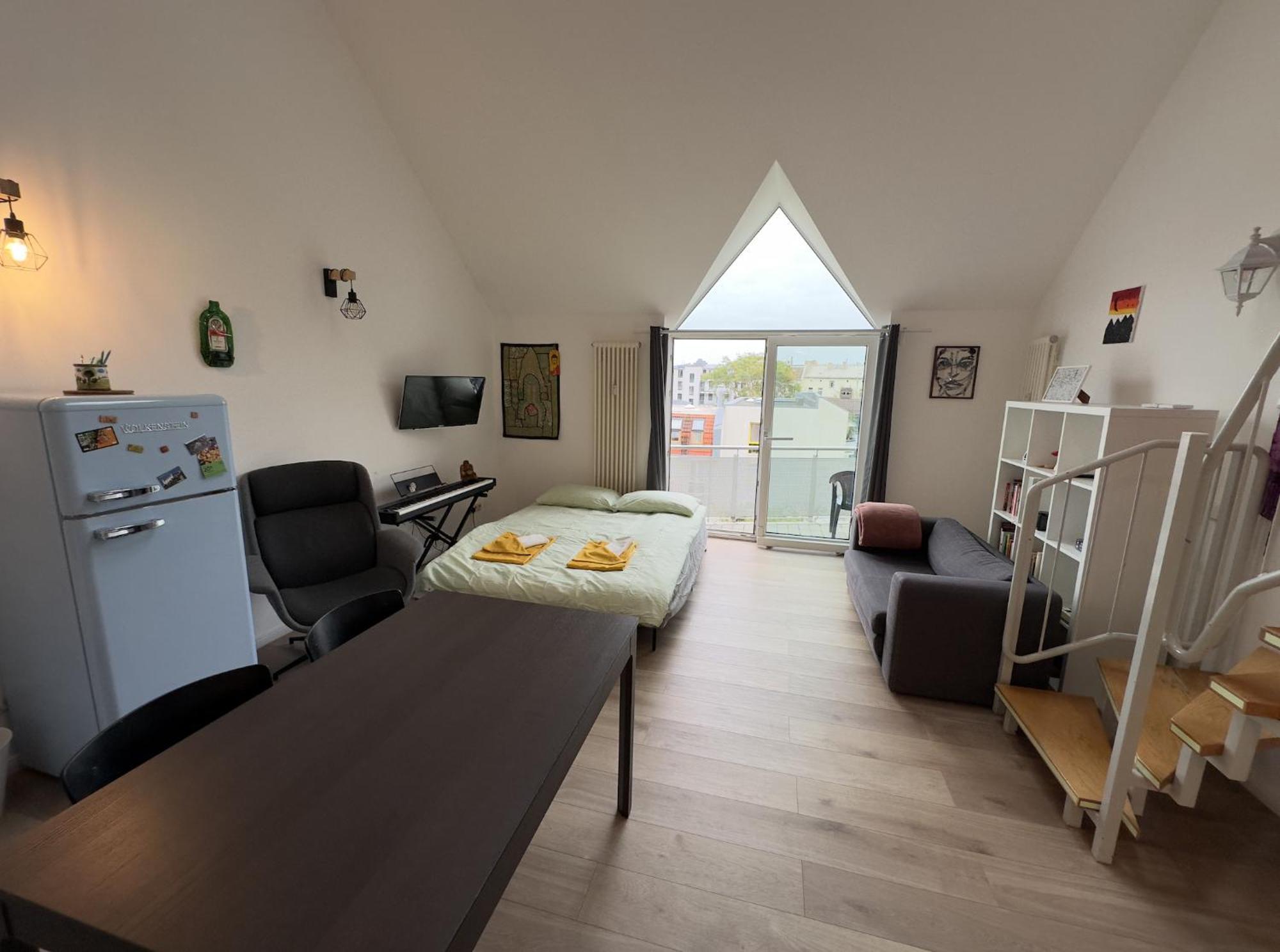 Inspiring, Bright Loft - Garage, Wifi, Bicycle